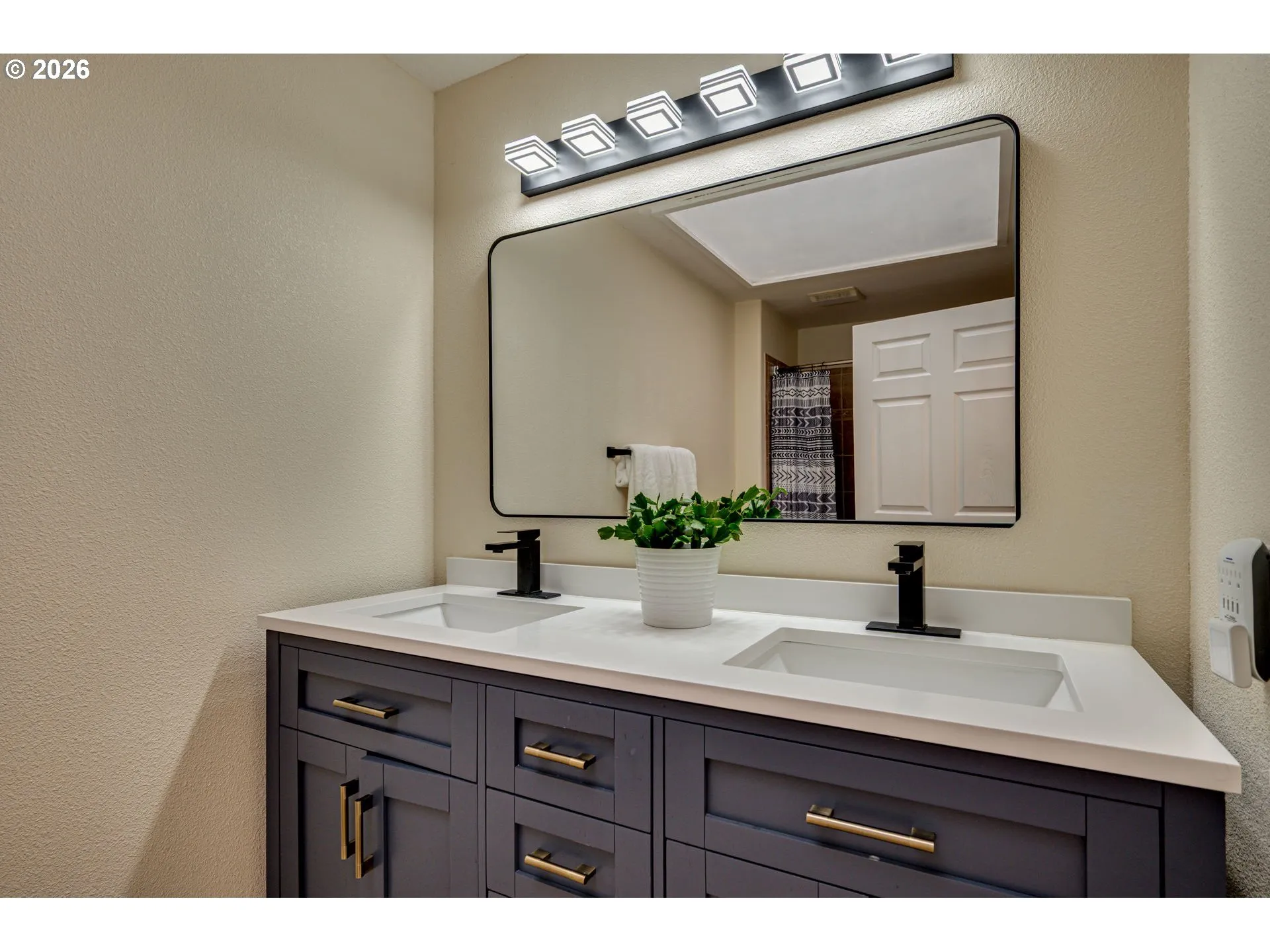 Bathroom-Double Sinks