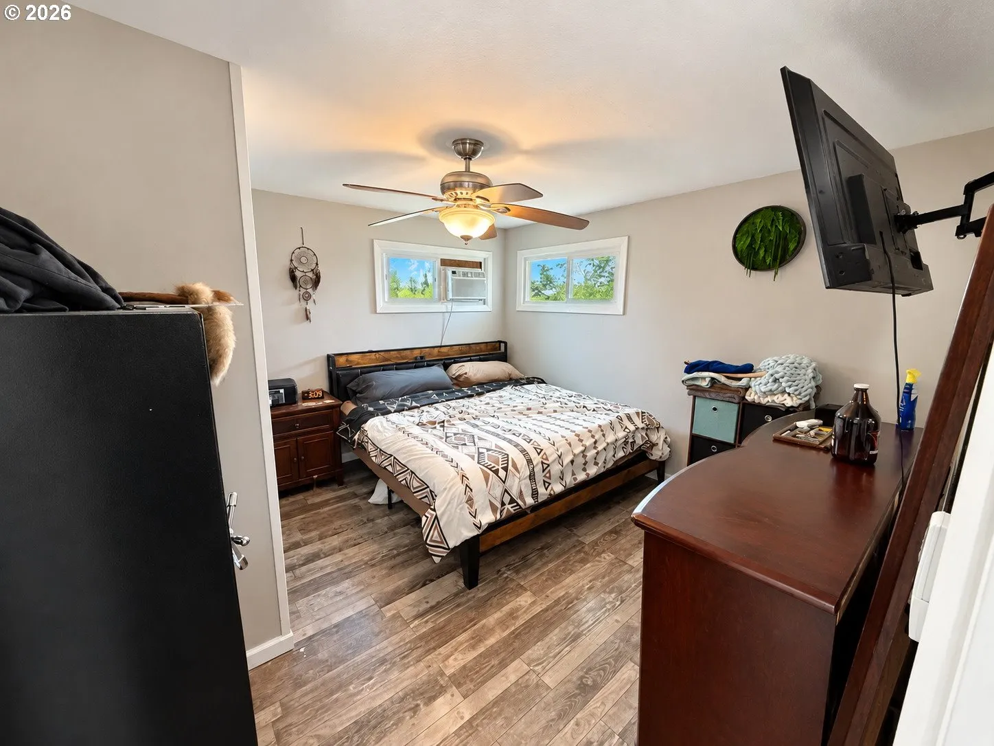 Bedroom, Primary