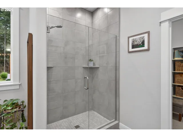 Primary Bedroom-Attached Bathroom