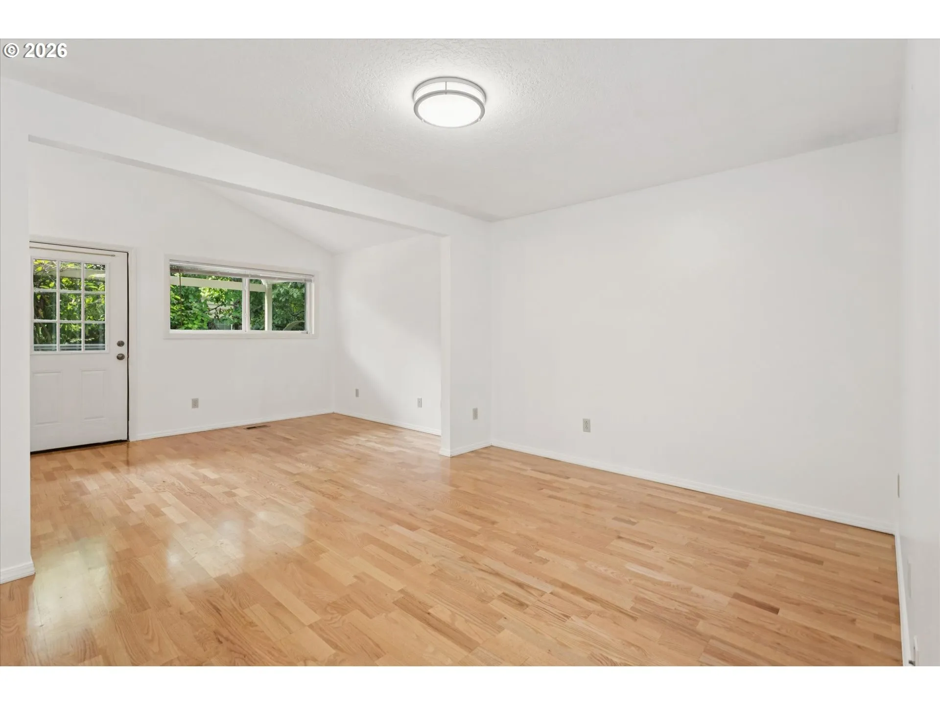 Bedroom, Primary