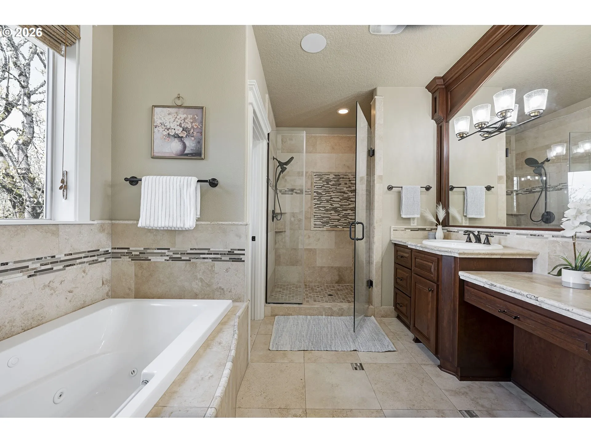 Bathroom-Walk in Shower