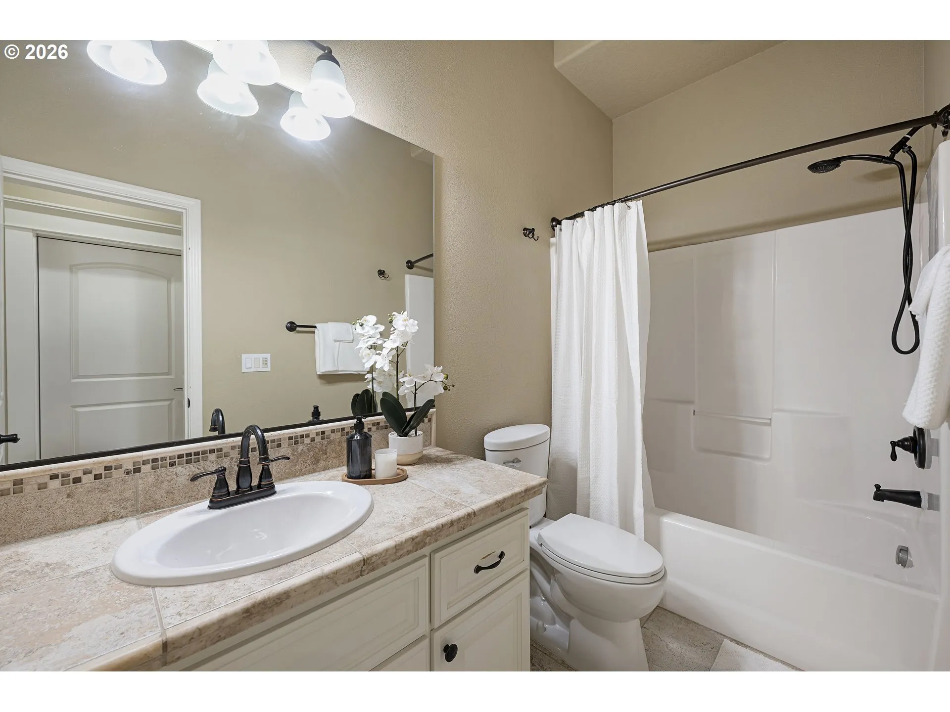 Bathroom-Lower