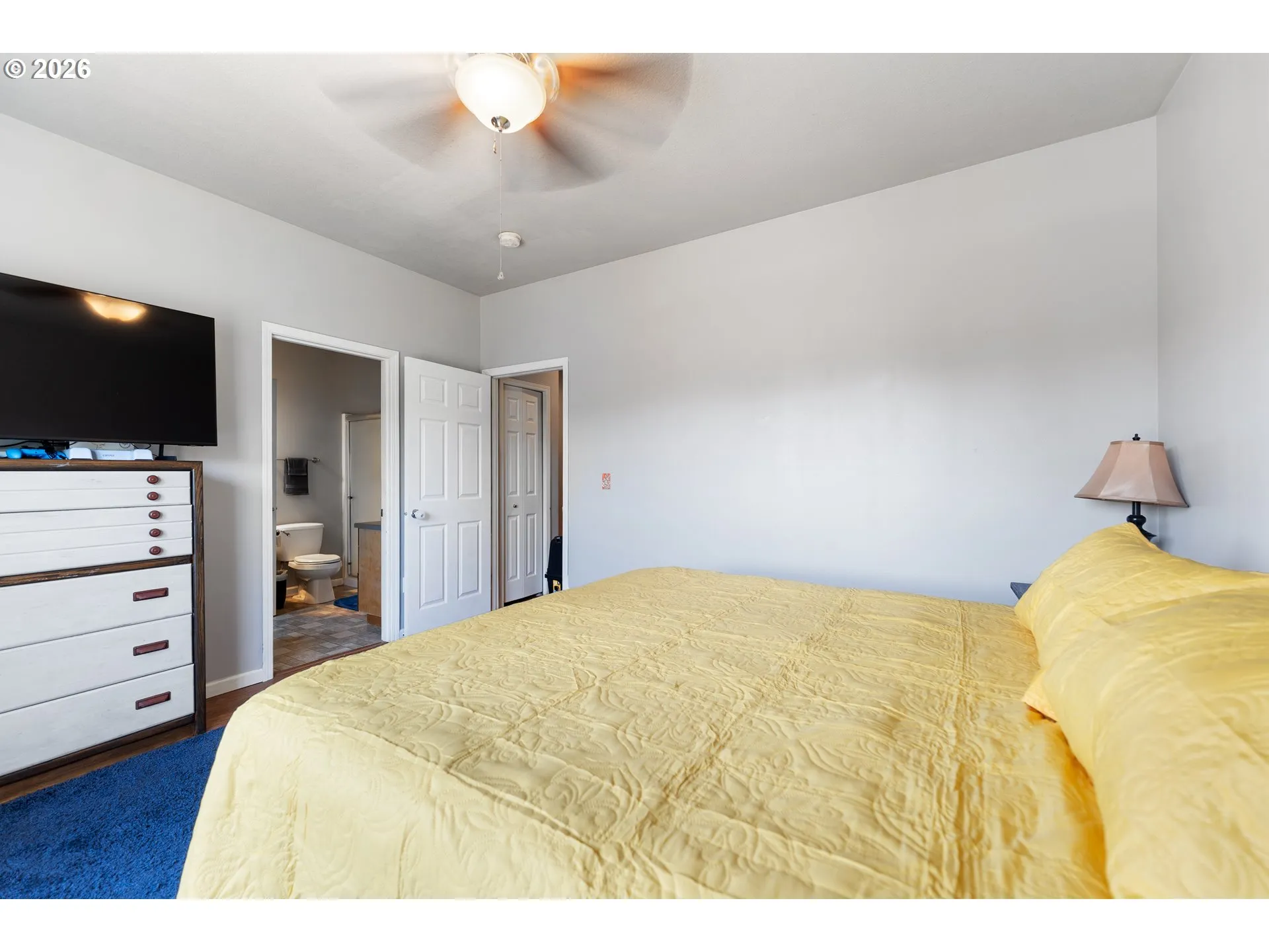 Bedroom, Primary