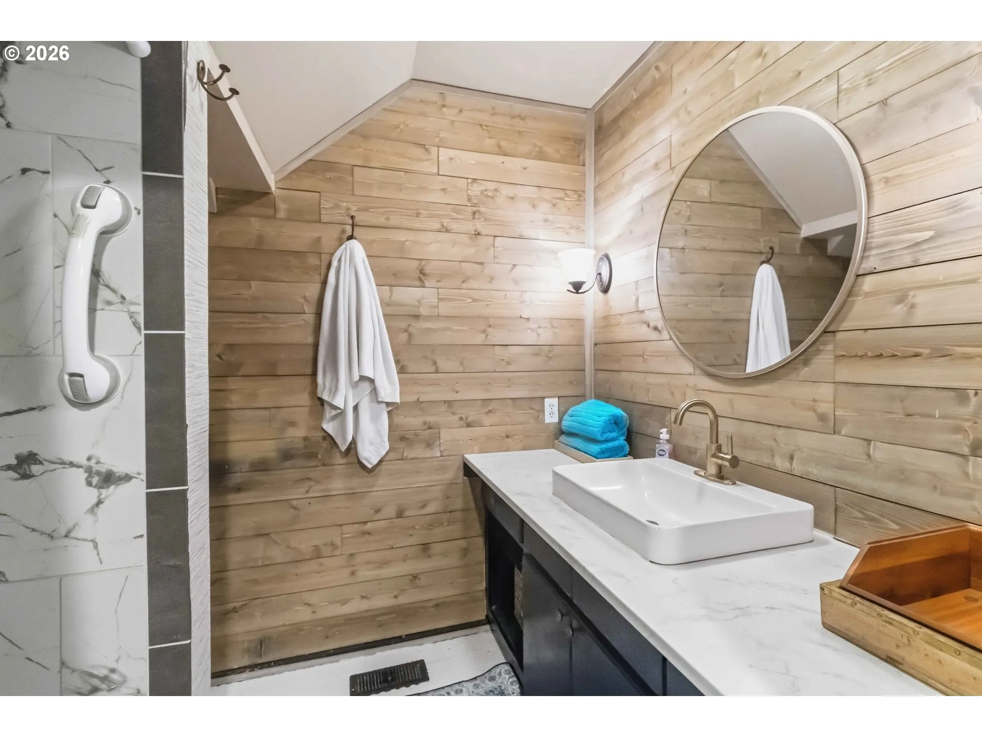 Bathroom-Lower