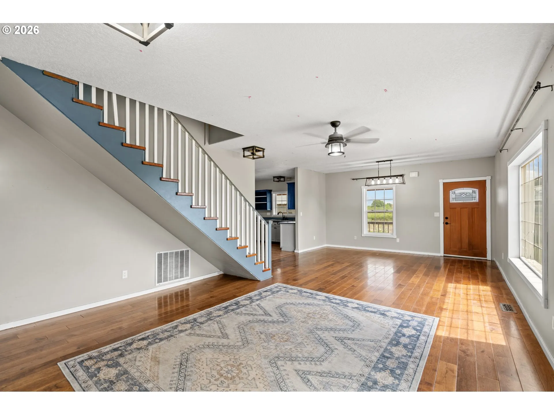 Living Room-Ceiling Fan