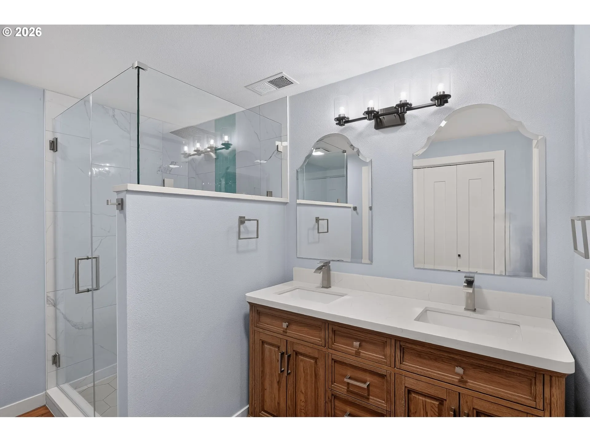 Bathroom, Attached