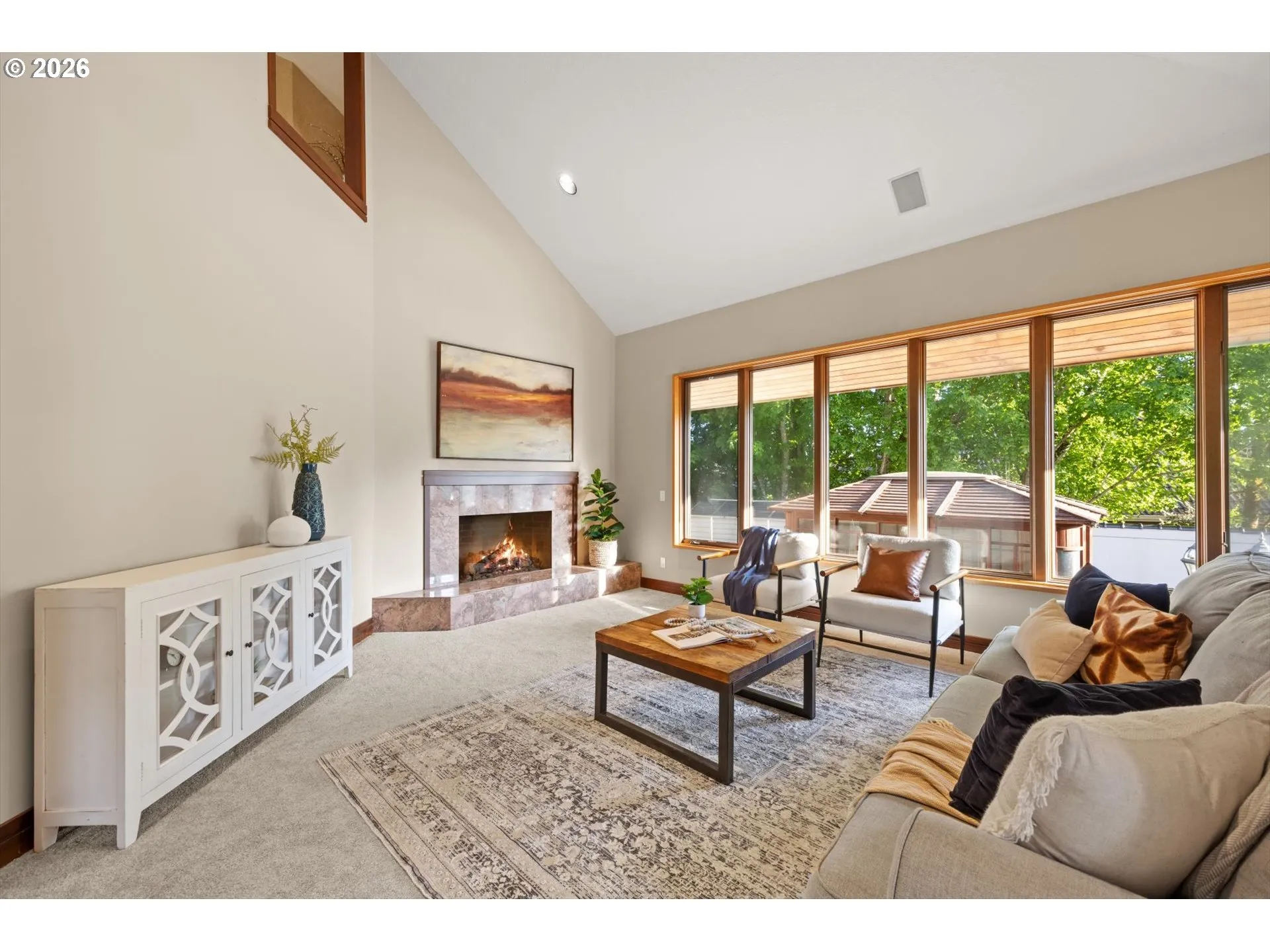 Living Room-Fireplace