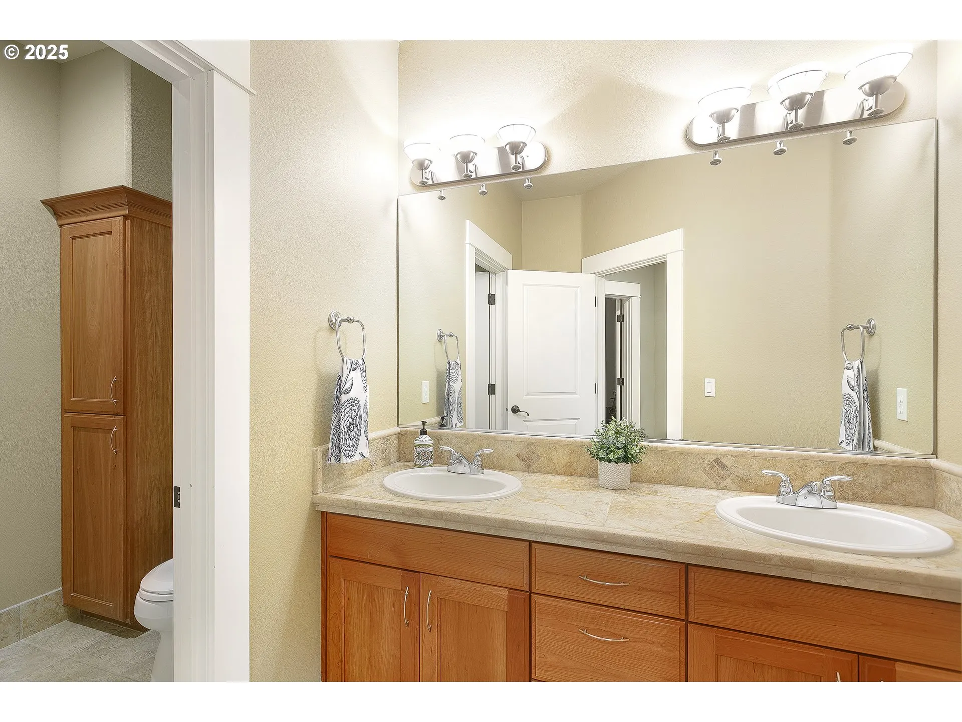 Bathroom-Lower