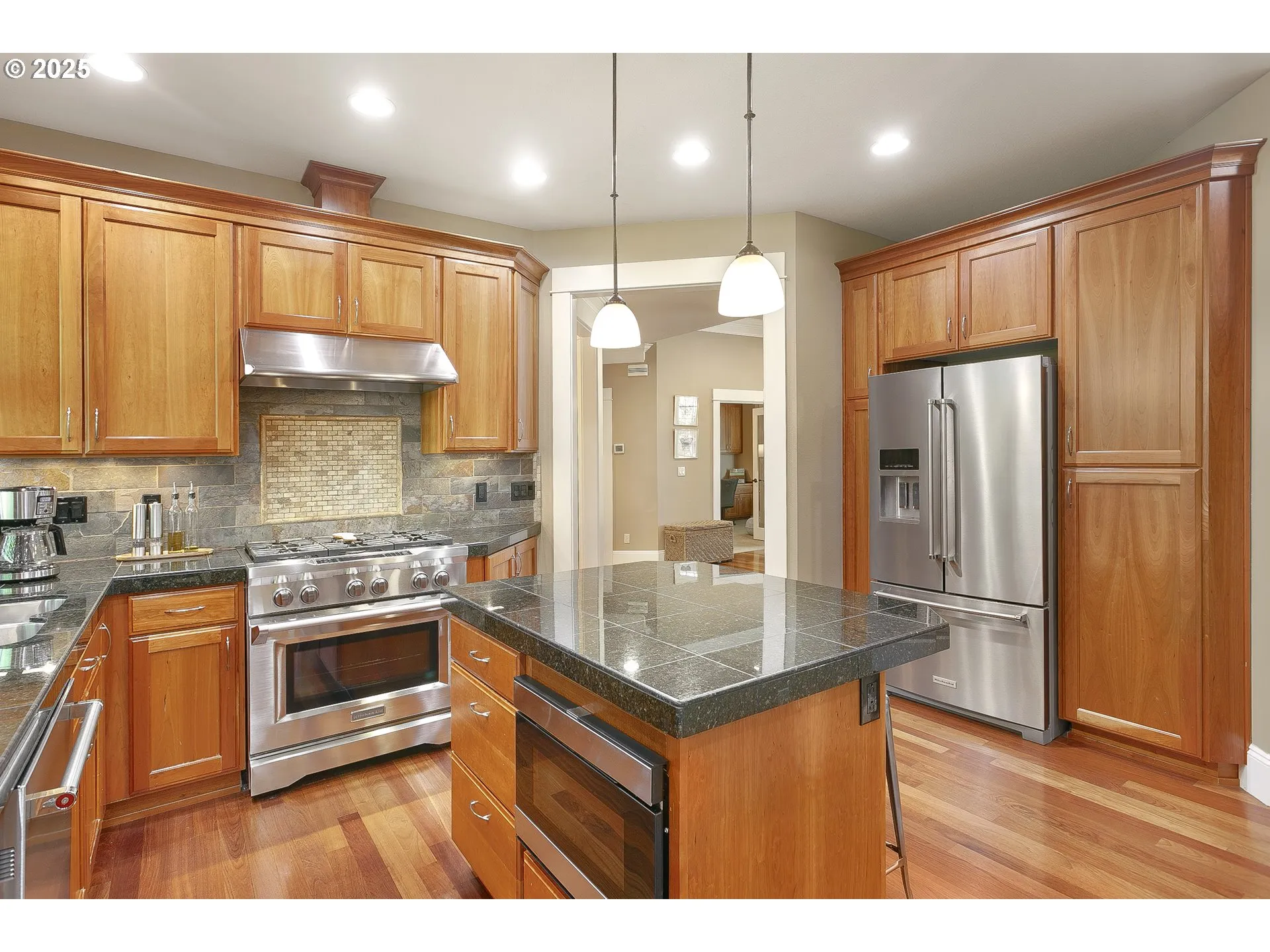 Kitchen-Island