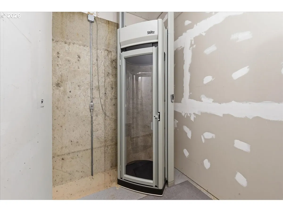 Elevator