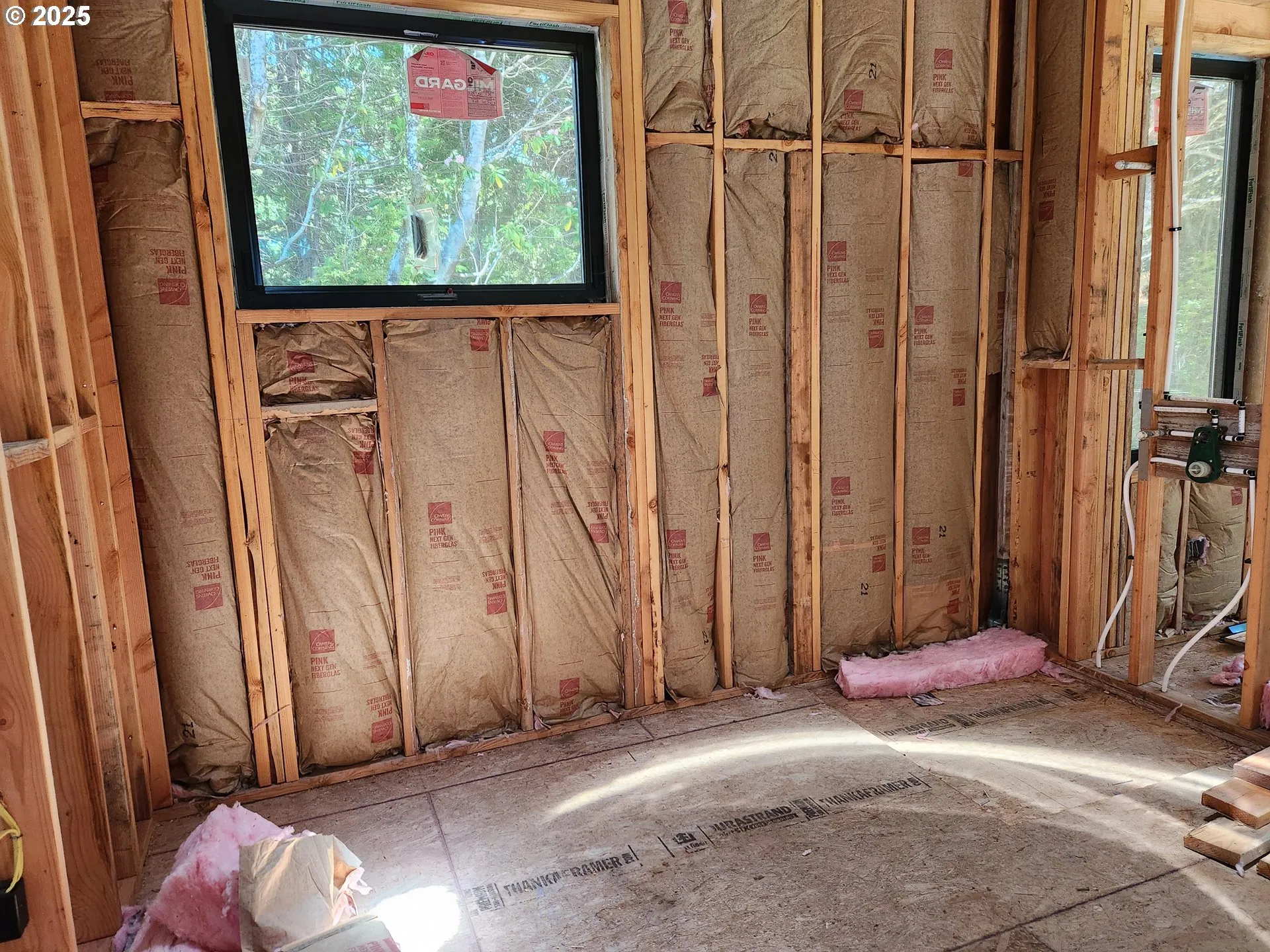 Primary Bedroom-Attached Bathroom