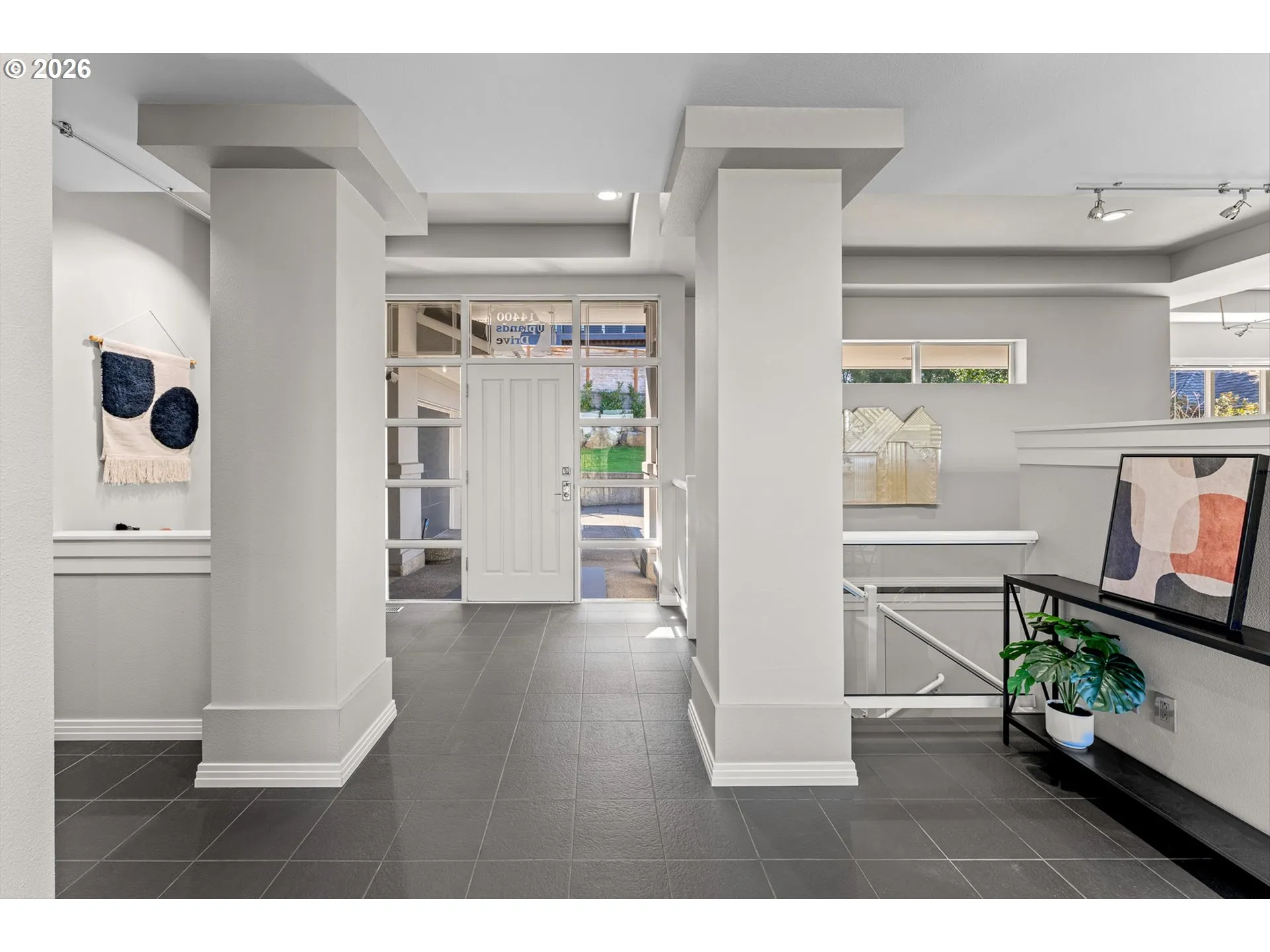 Entrance/Foyer