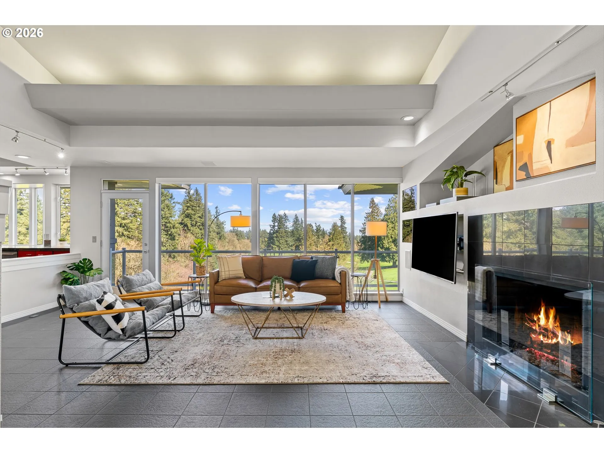 Living Room-Fireplace