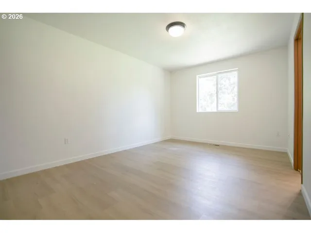 Primary Bedroom-Attached Bathroom
