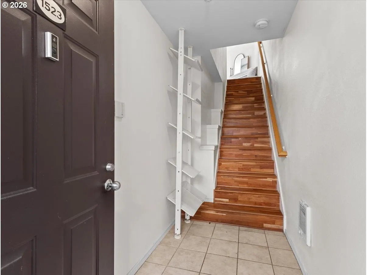 Entrance/Foyer