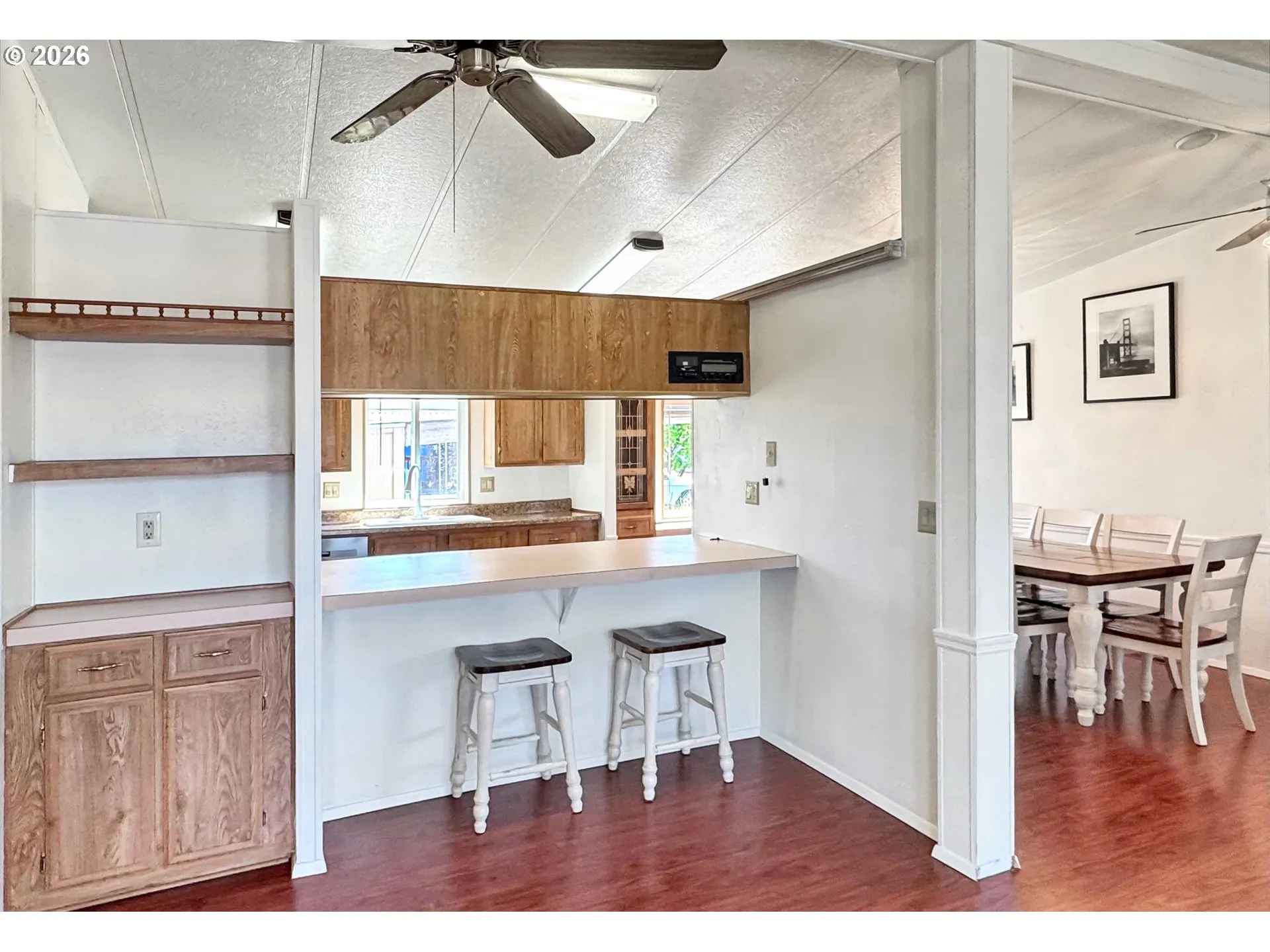 Kitchen/Nook-Eating Area
