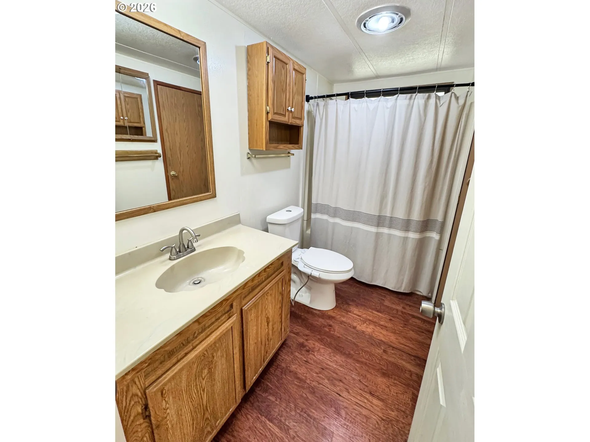 Bathroom-Hall