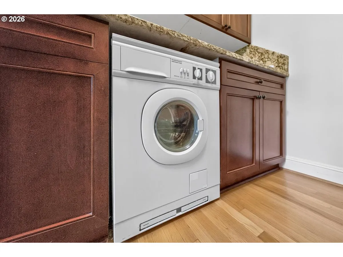 Laundry-Main