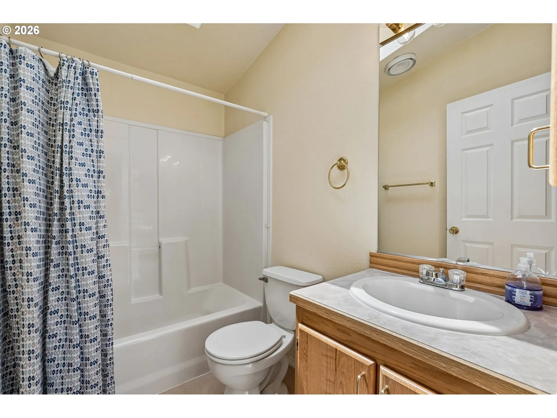 Bathroom-Hall