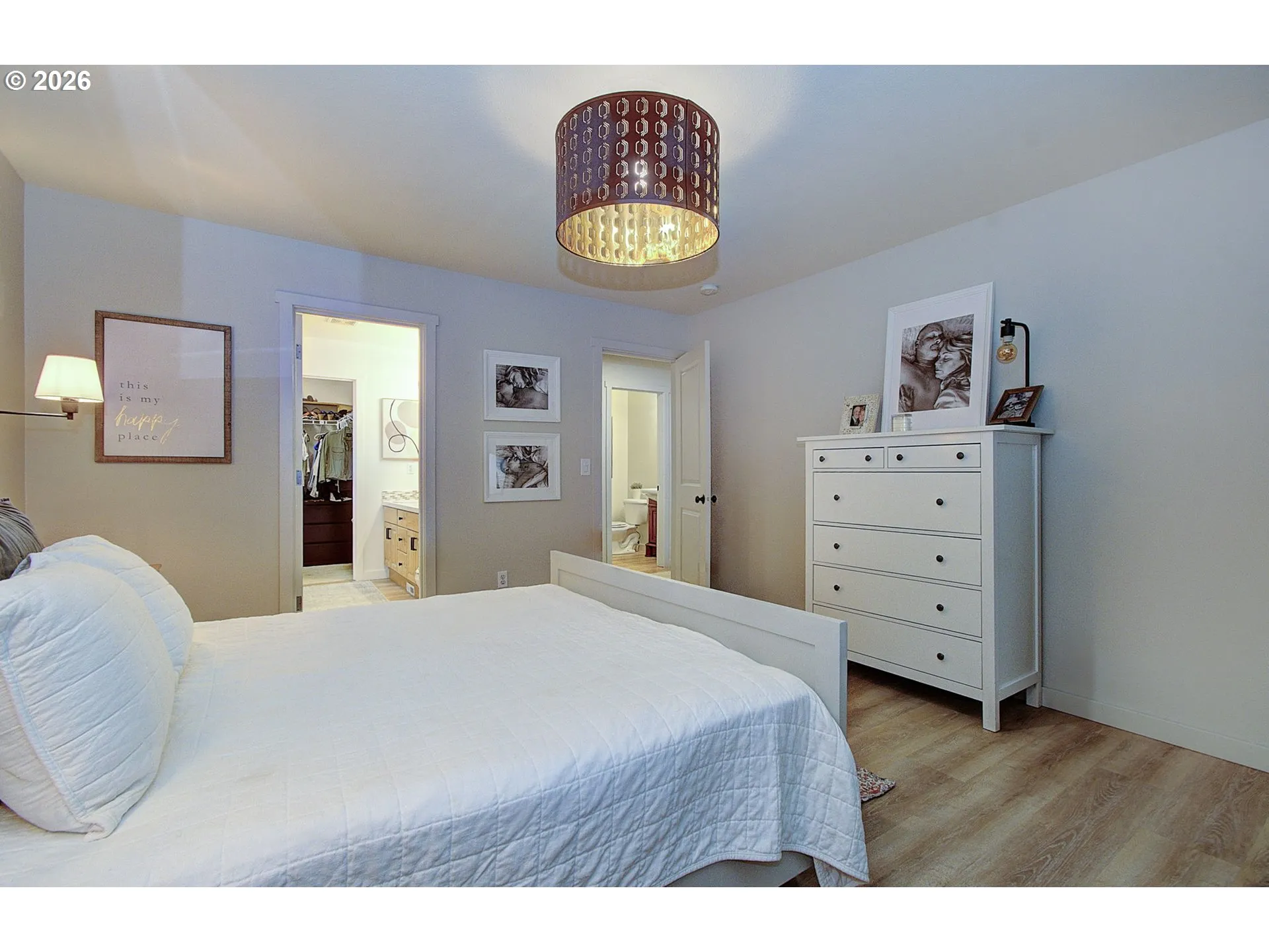 Bedroom, Owner's Suite-Main