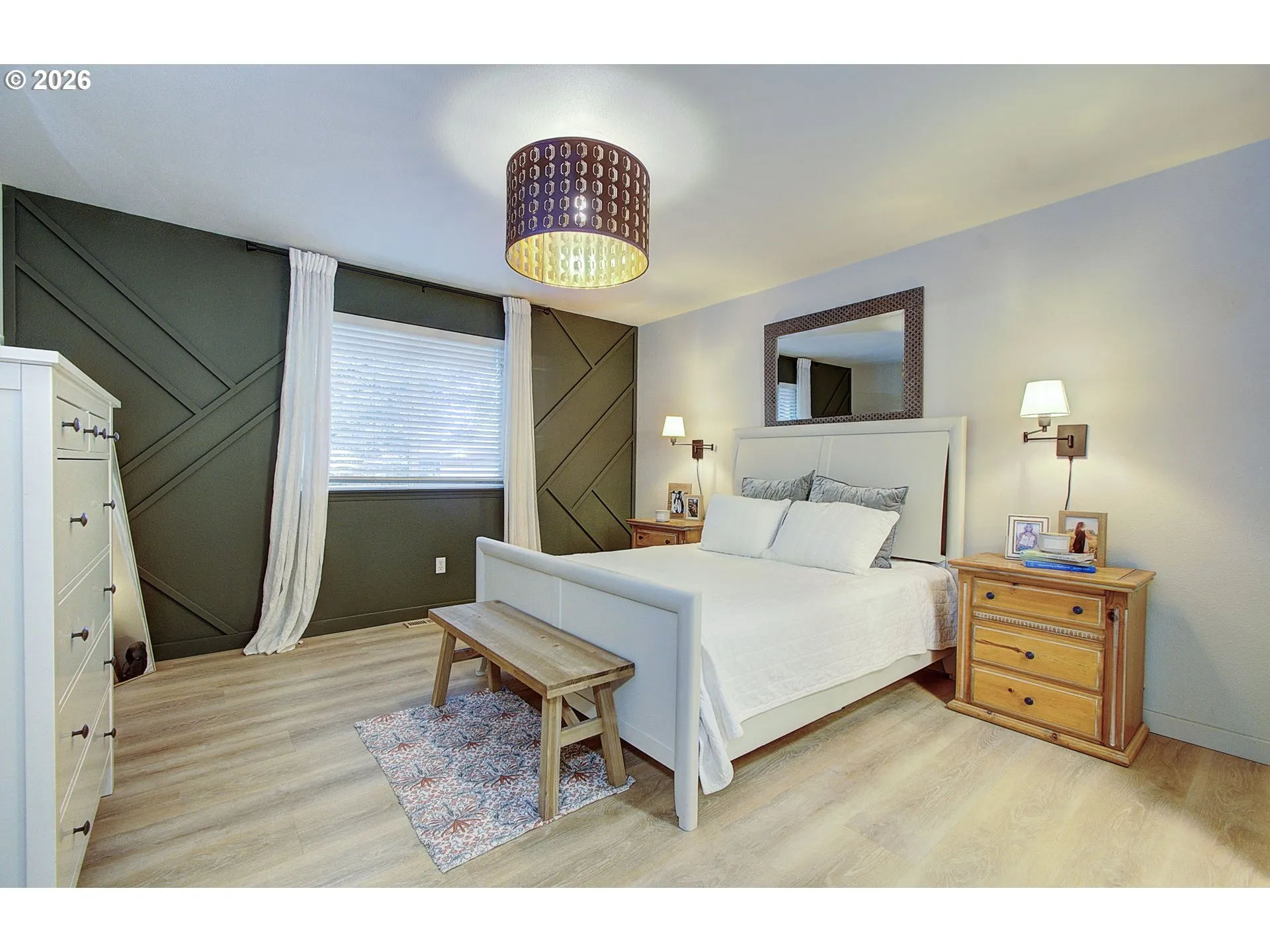 Bedroom, Owner's Suite-Main