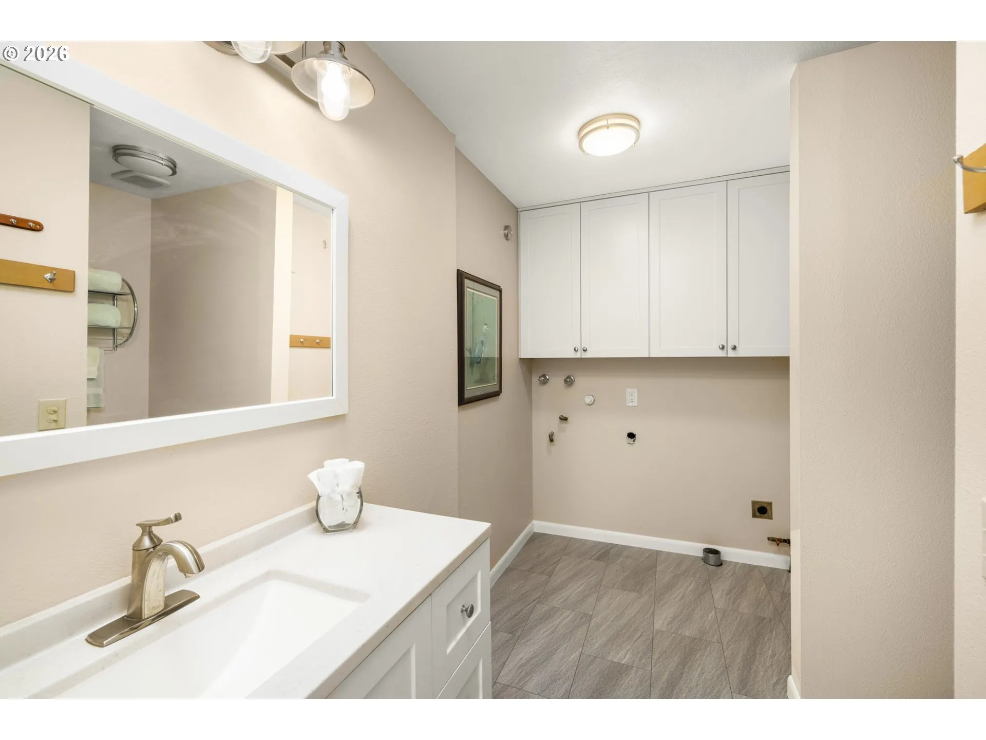 Bathroom-Walk in Shower