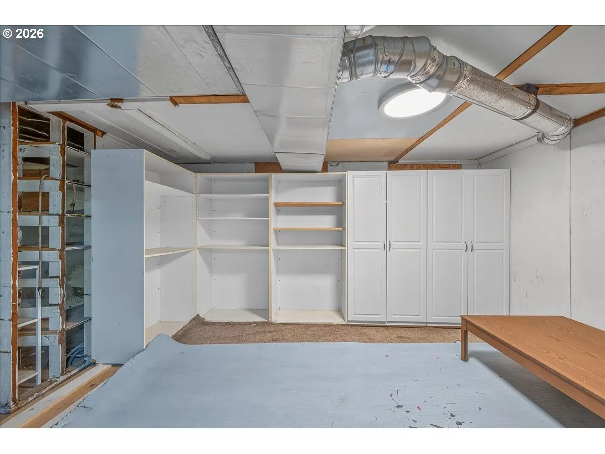 Basement-Unfinished