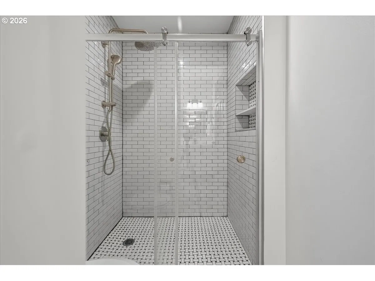 Owner's Suite Bathroom-Walk in Shower