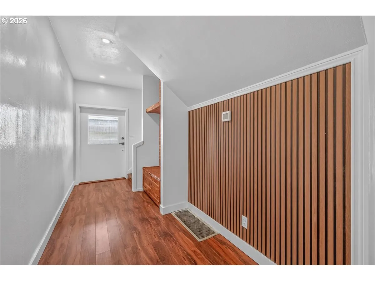Entrance/Foyer