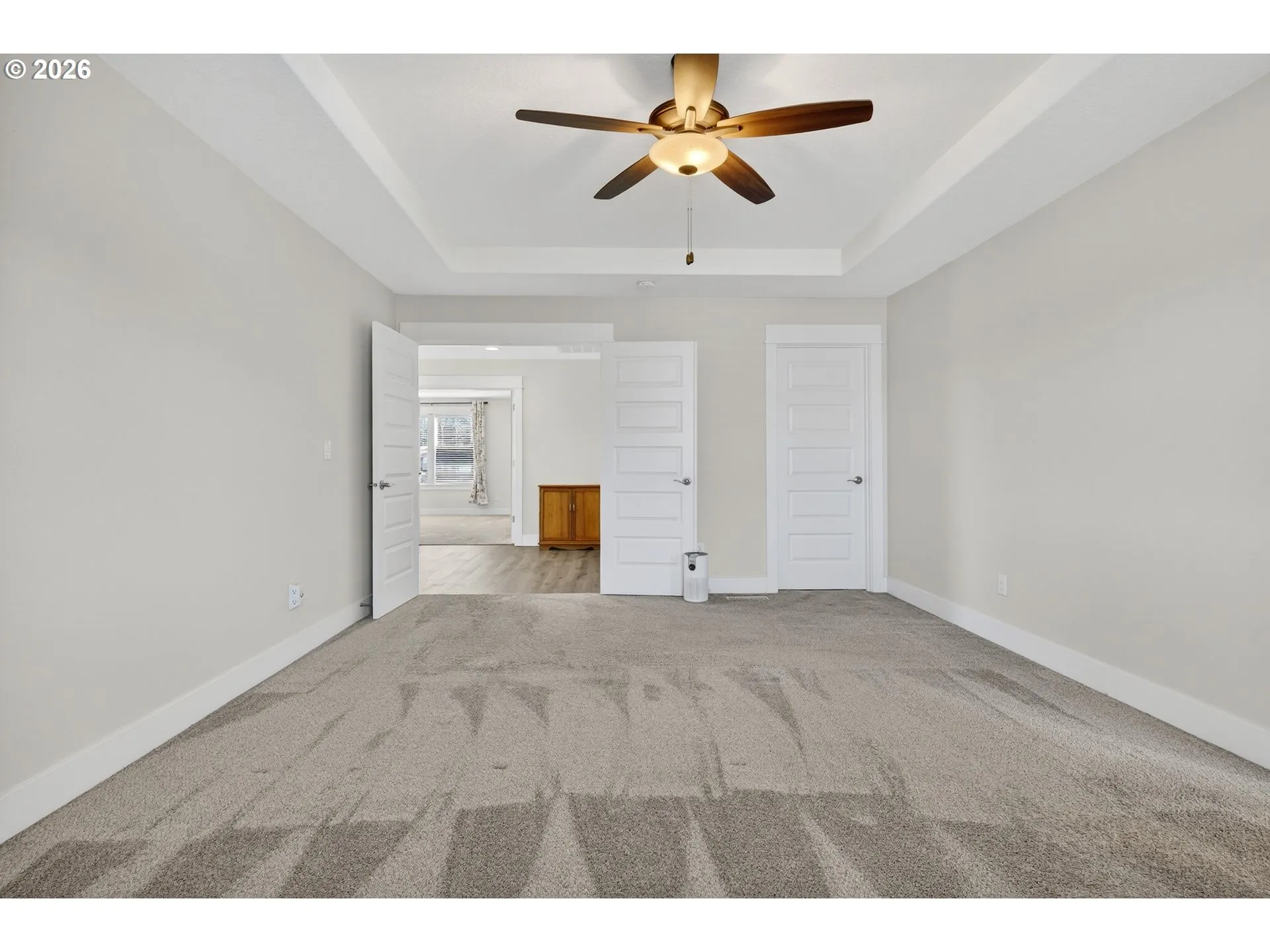 Bedroom, Owner's Suite-Upper