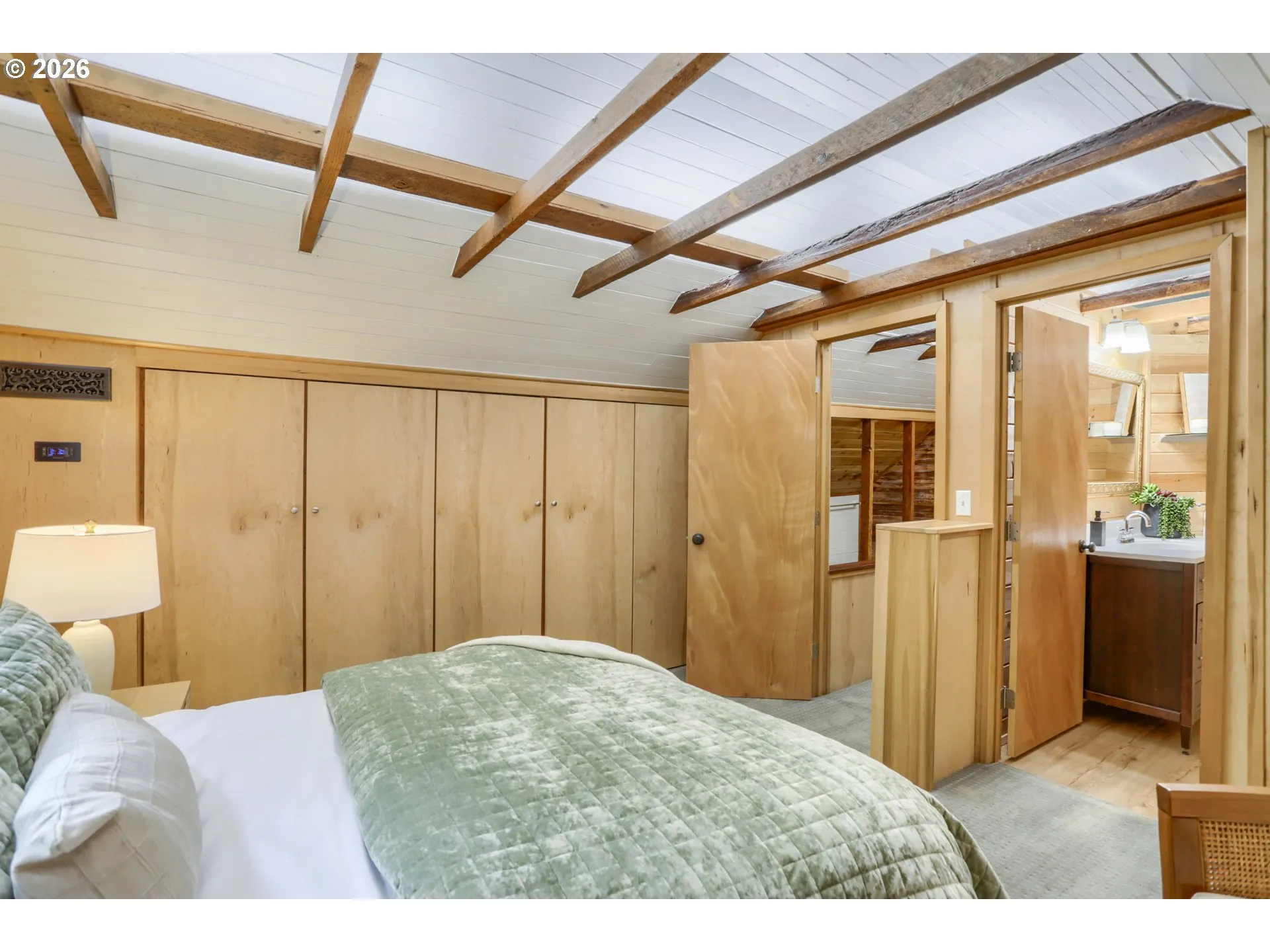Bedroom, Owner's Suite-Upper
