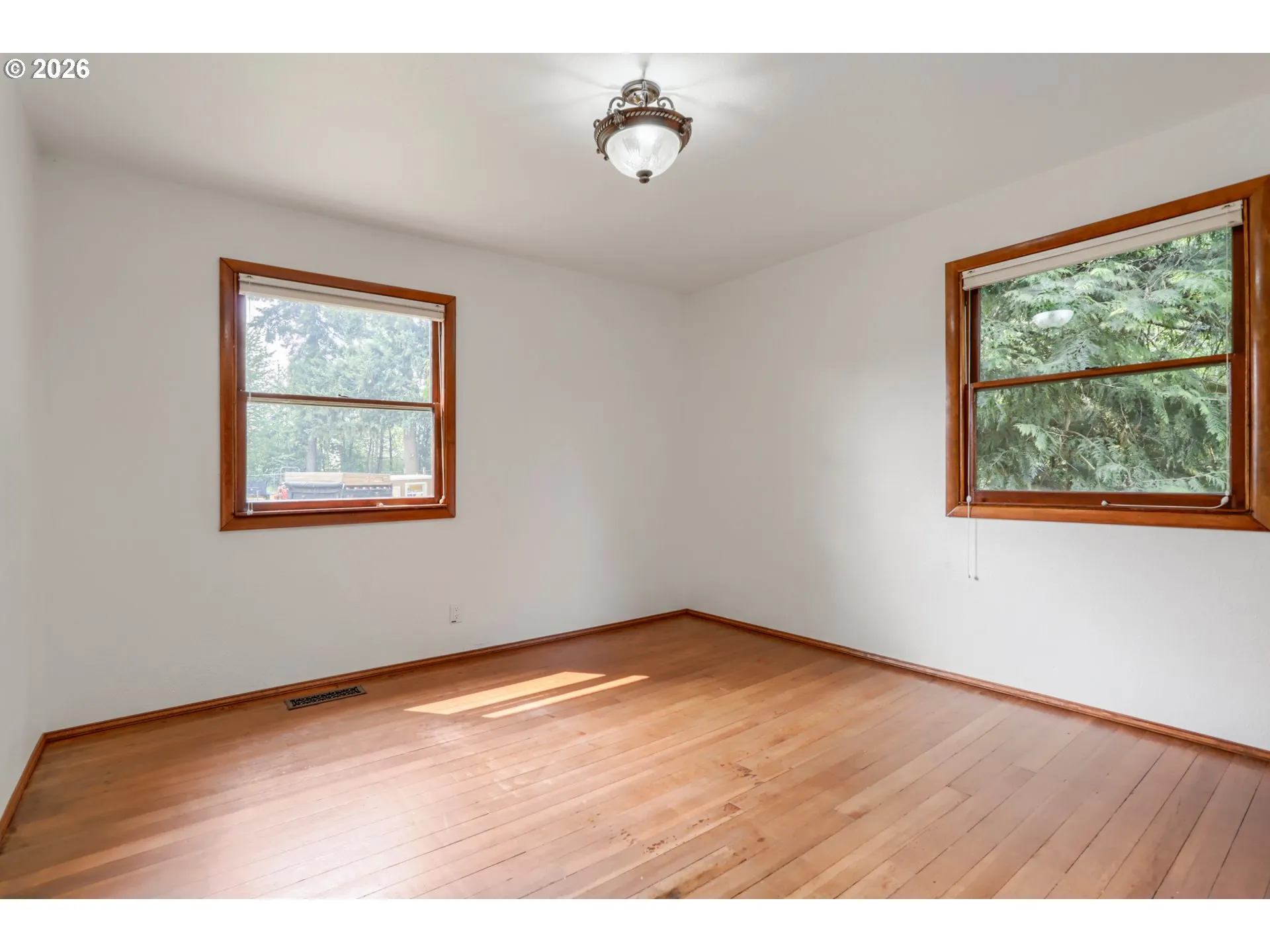 Bedroom-Main
