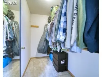 Primary Bedroom-Walk-In Closet