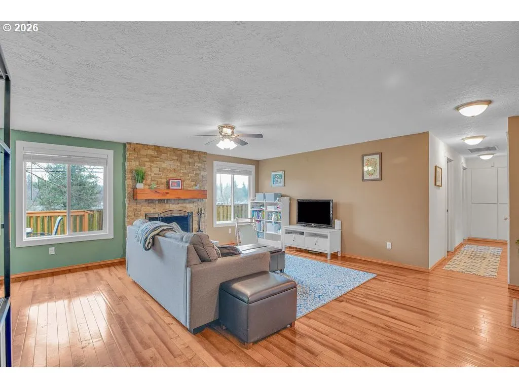 Living Room/Entrance-# 1