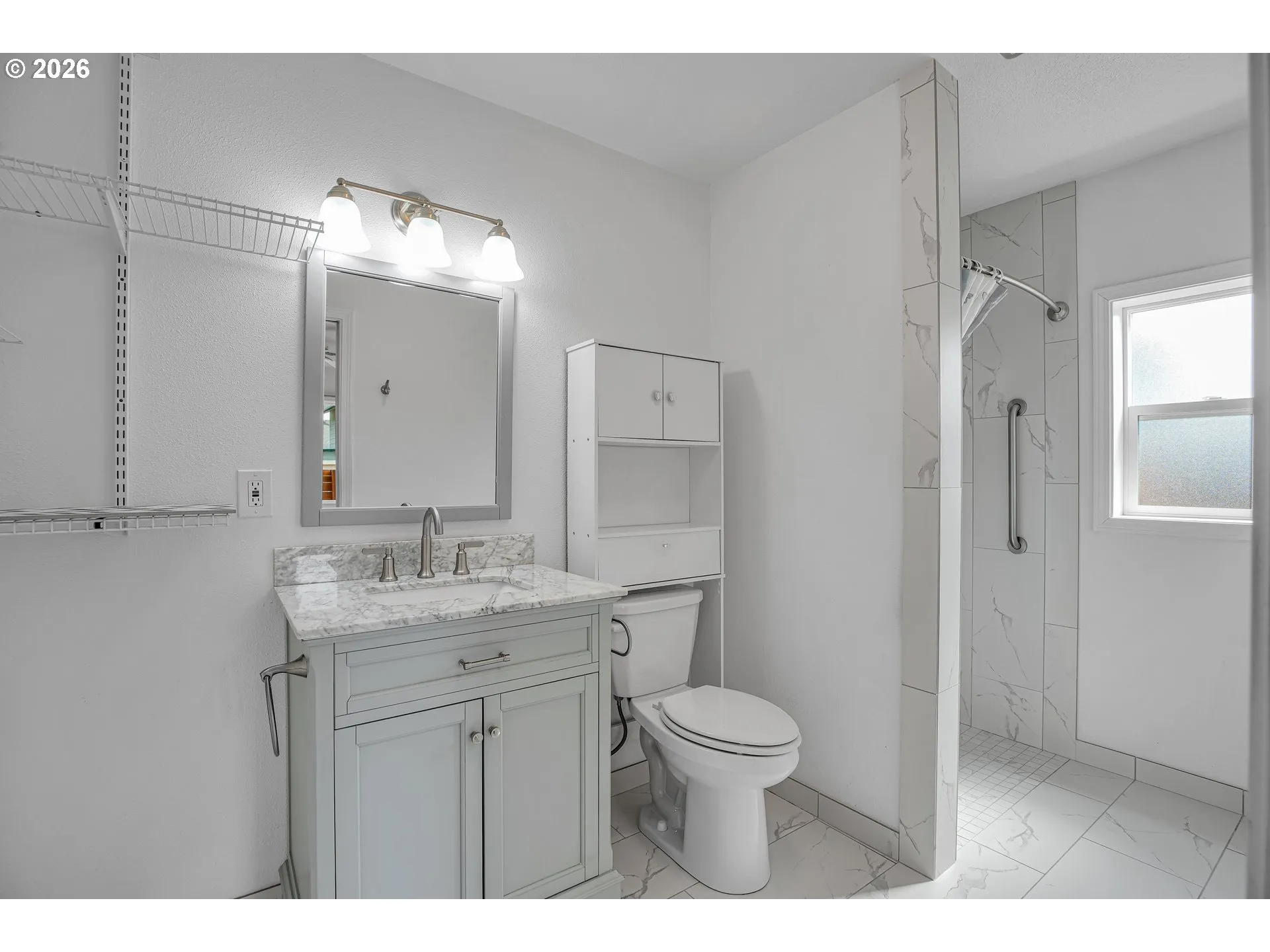 Bathroom, Attached-Main
