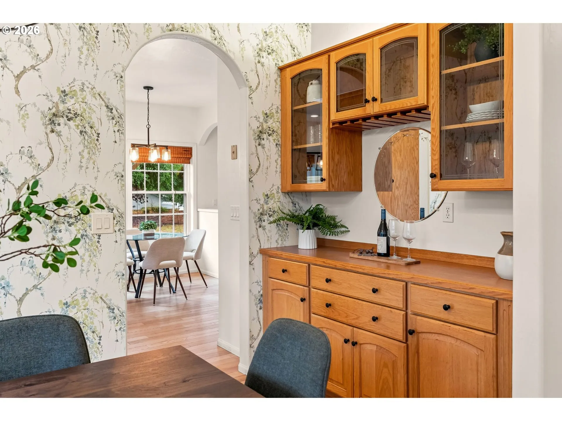 Dining Room-Built-In Cabinets