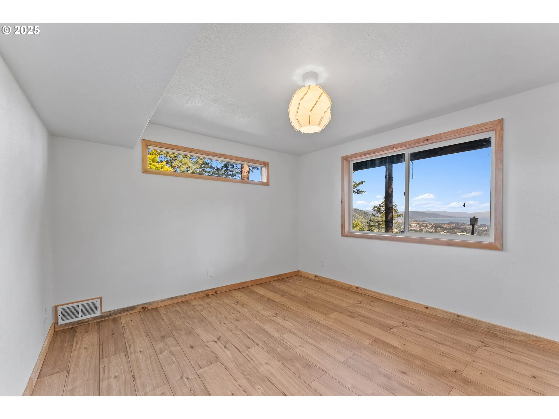 Bedroom-Lower