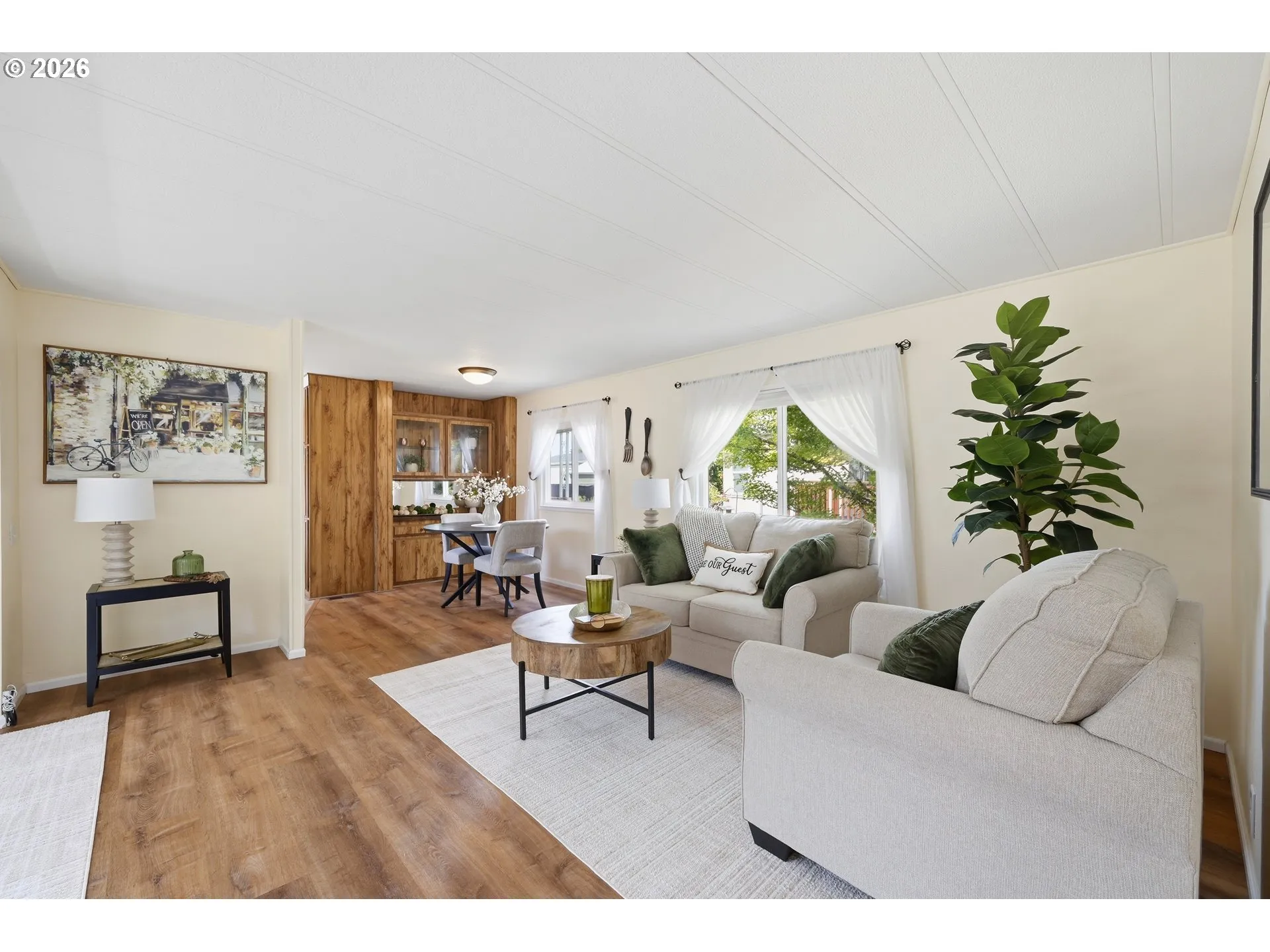 Living Room/Dining Room