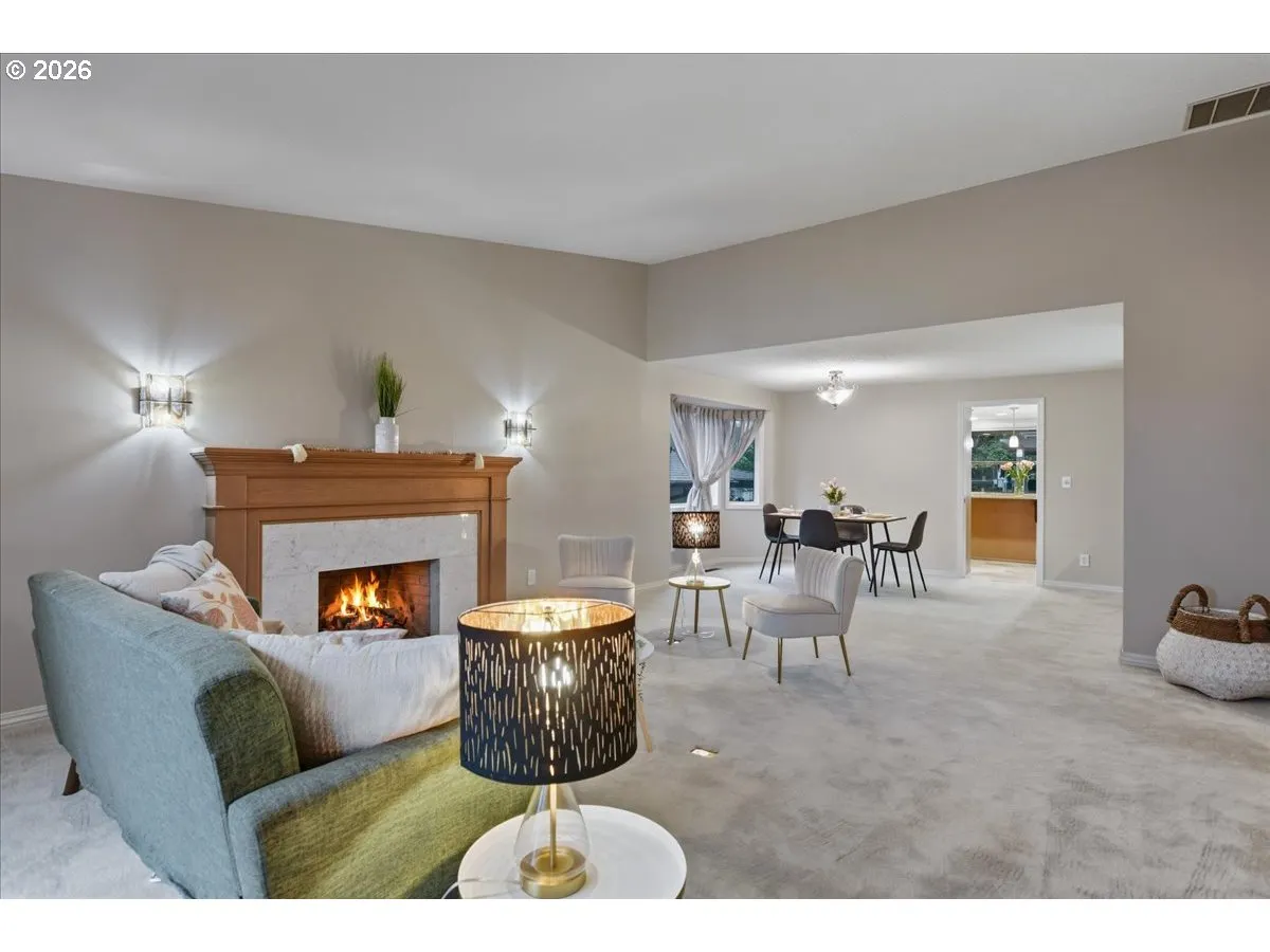 Living Room/Dining Room