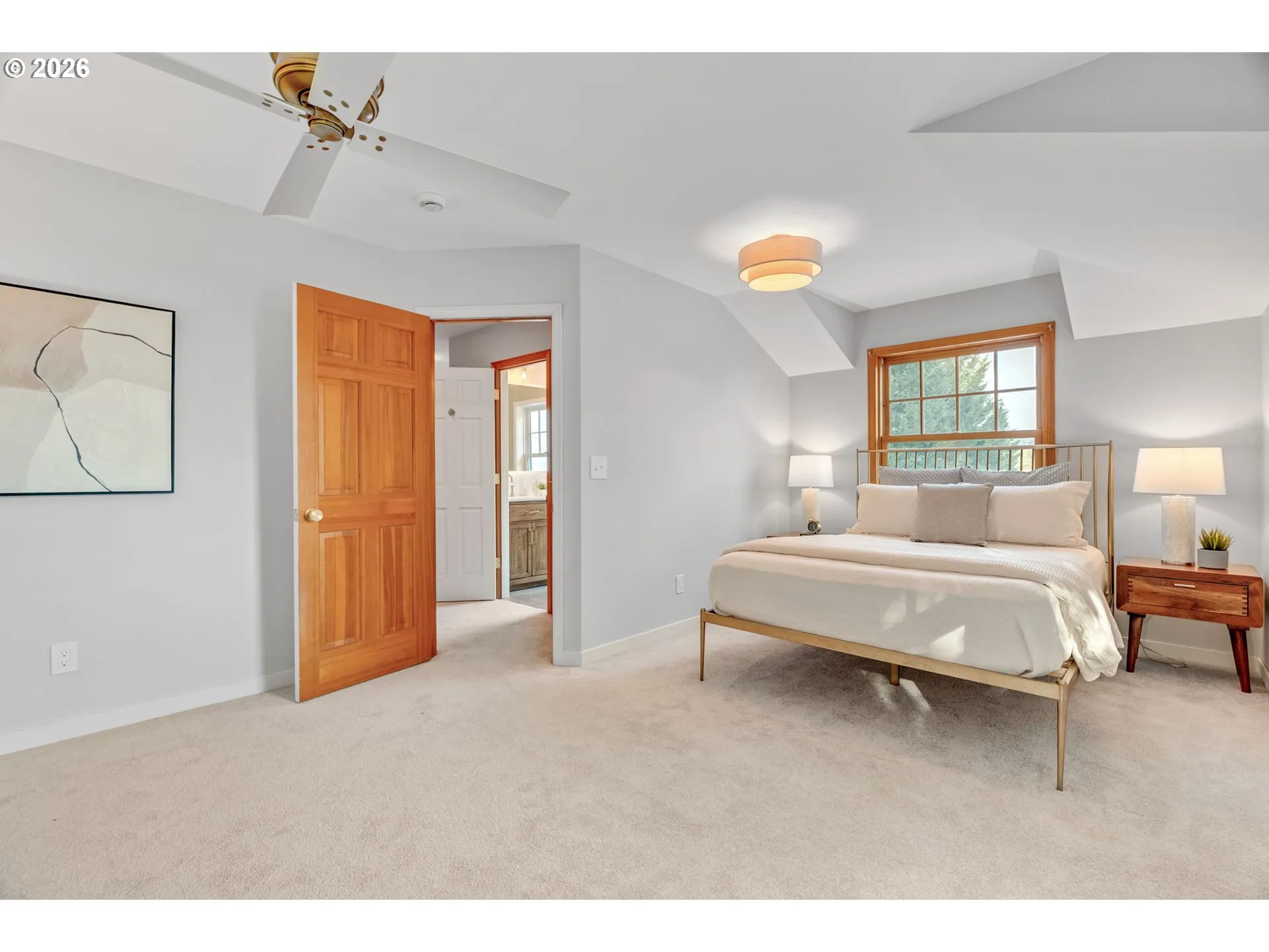 Bedroom, Primary