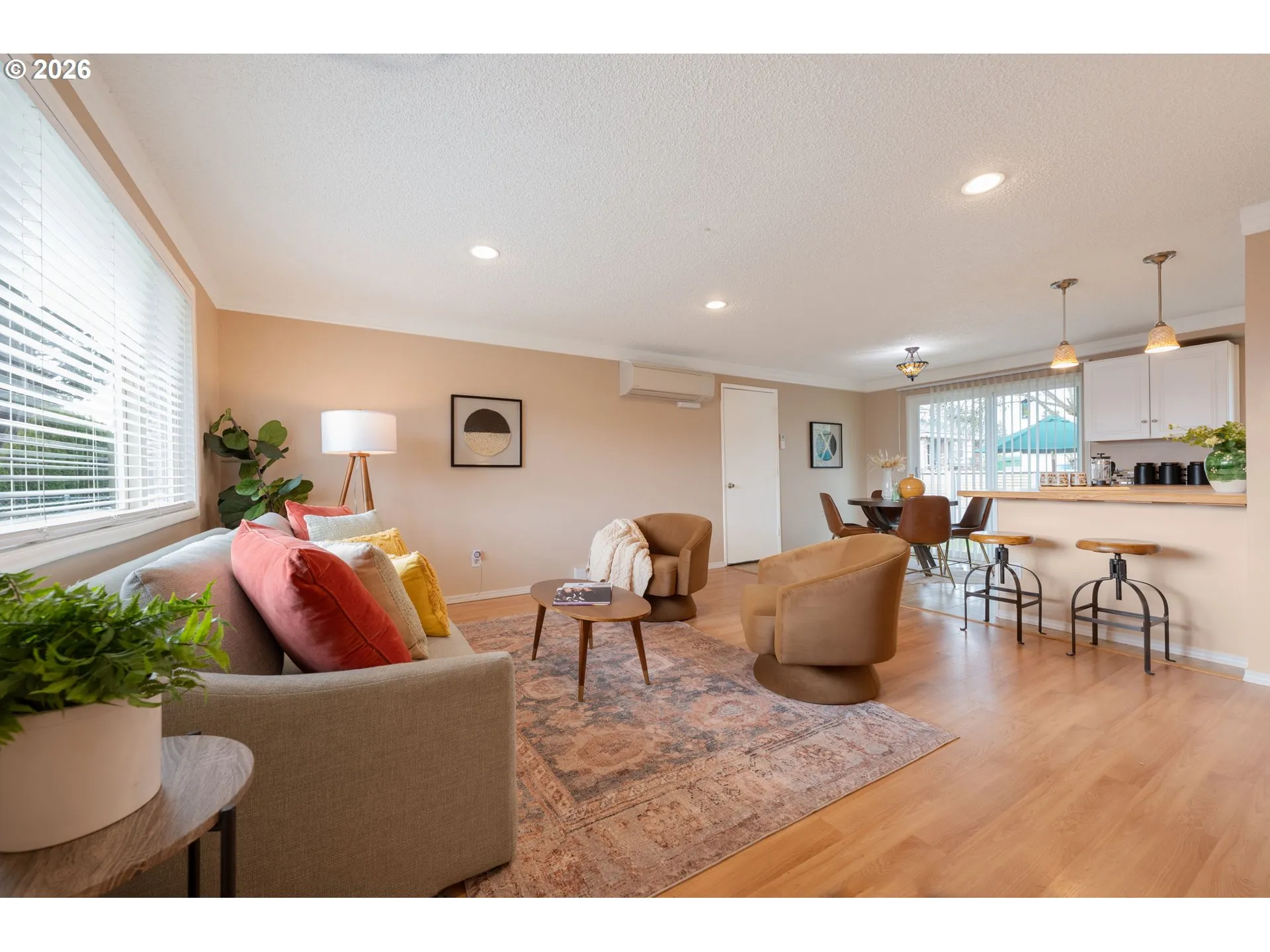 Living Room/Dining Room