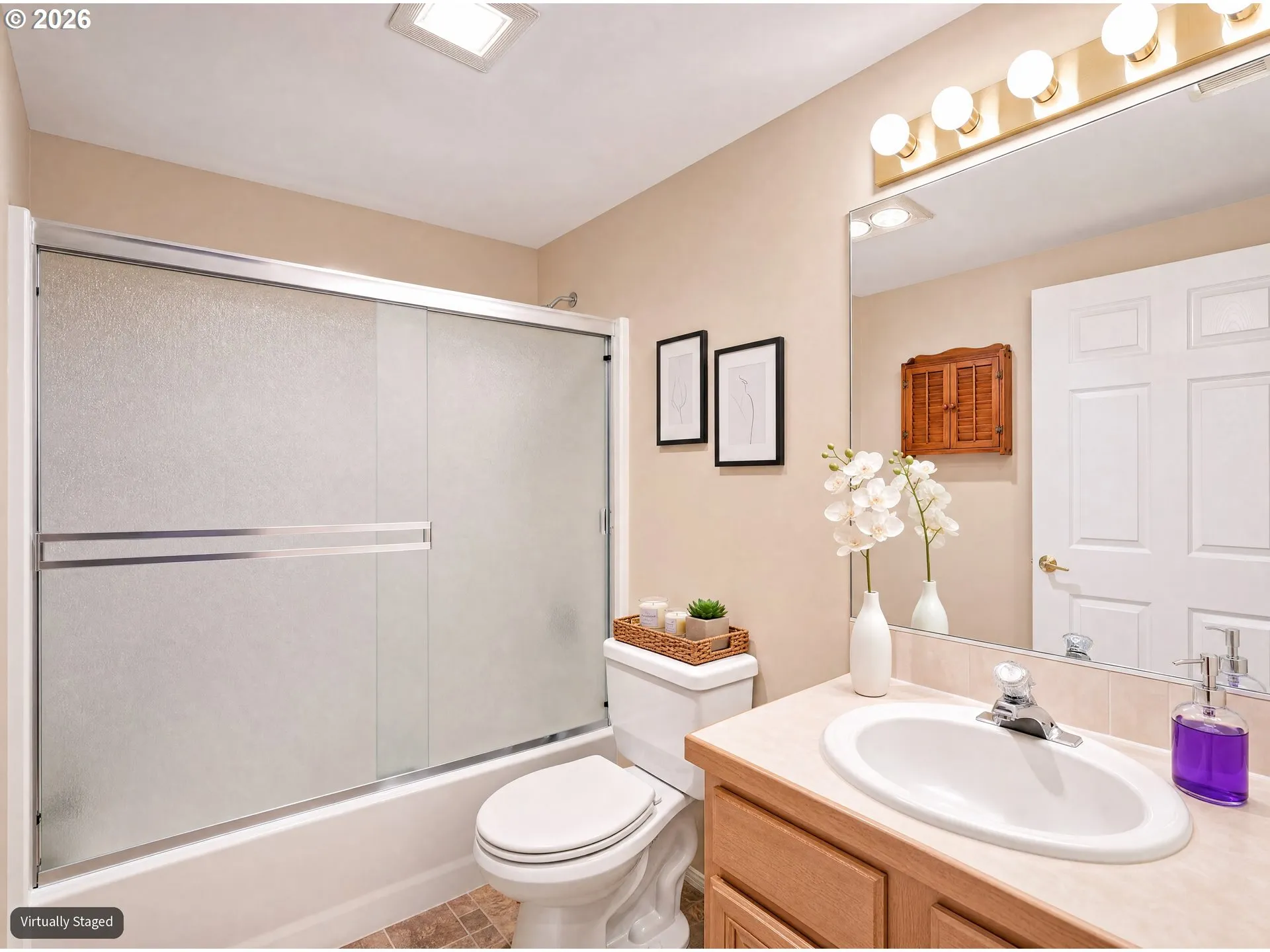 Bathroom-Hall