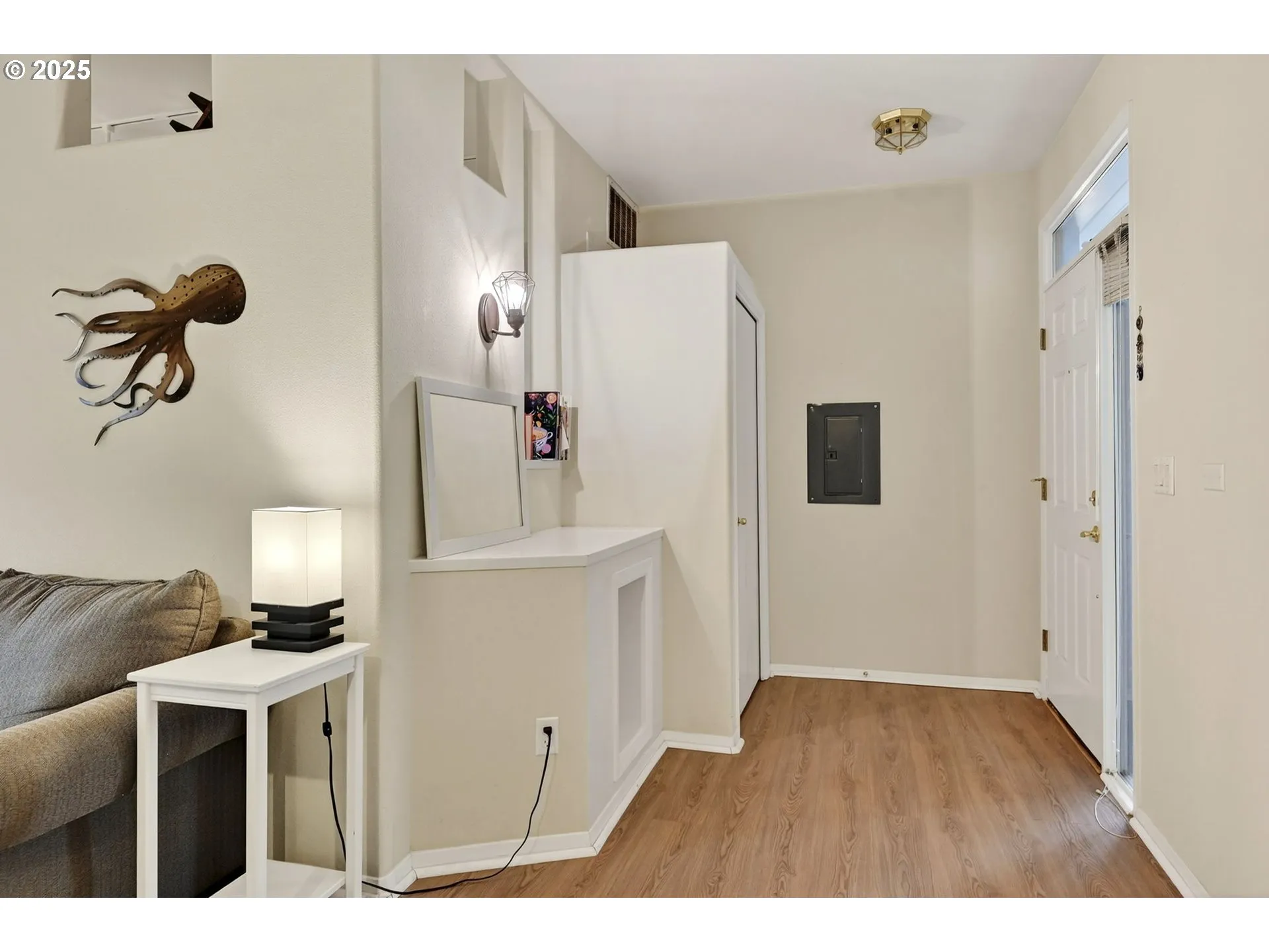 Entrance/Foyer