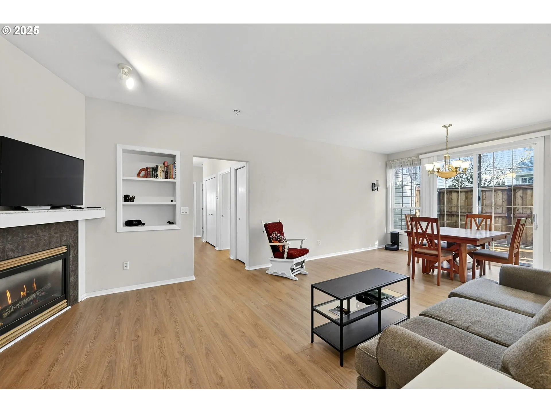Living Room/Dining Room