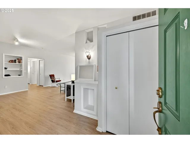 Entrance/Foyer