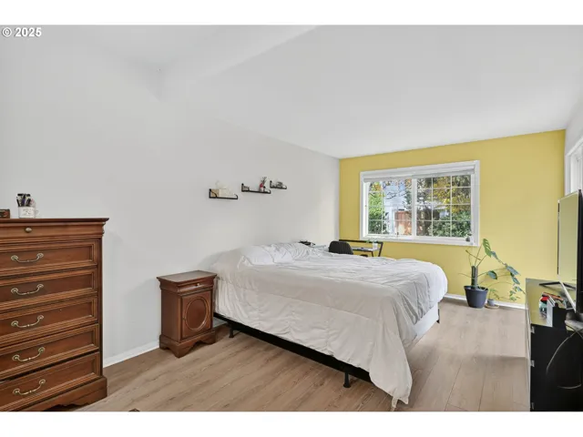 Primary Bedroom-Main