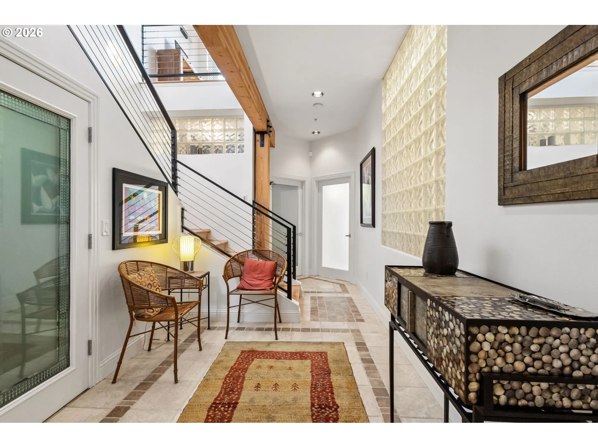 Entrance/Foyer-Wide Angle/Fisheye