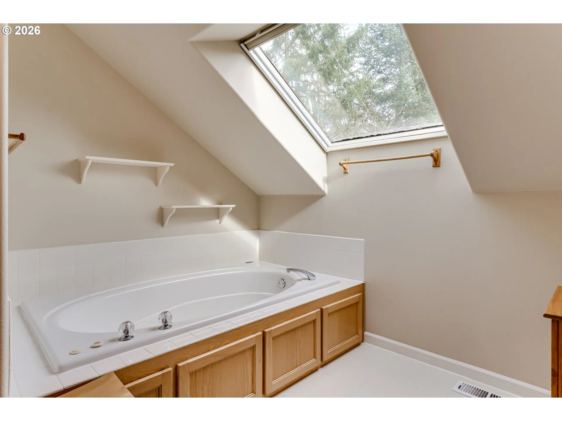 Bathroom-Garden Tub
