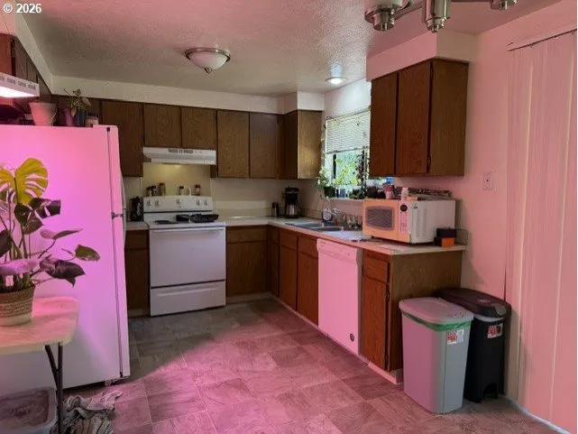 Downstairs Unit