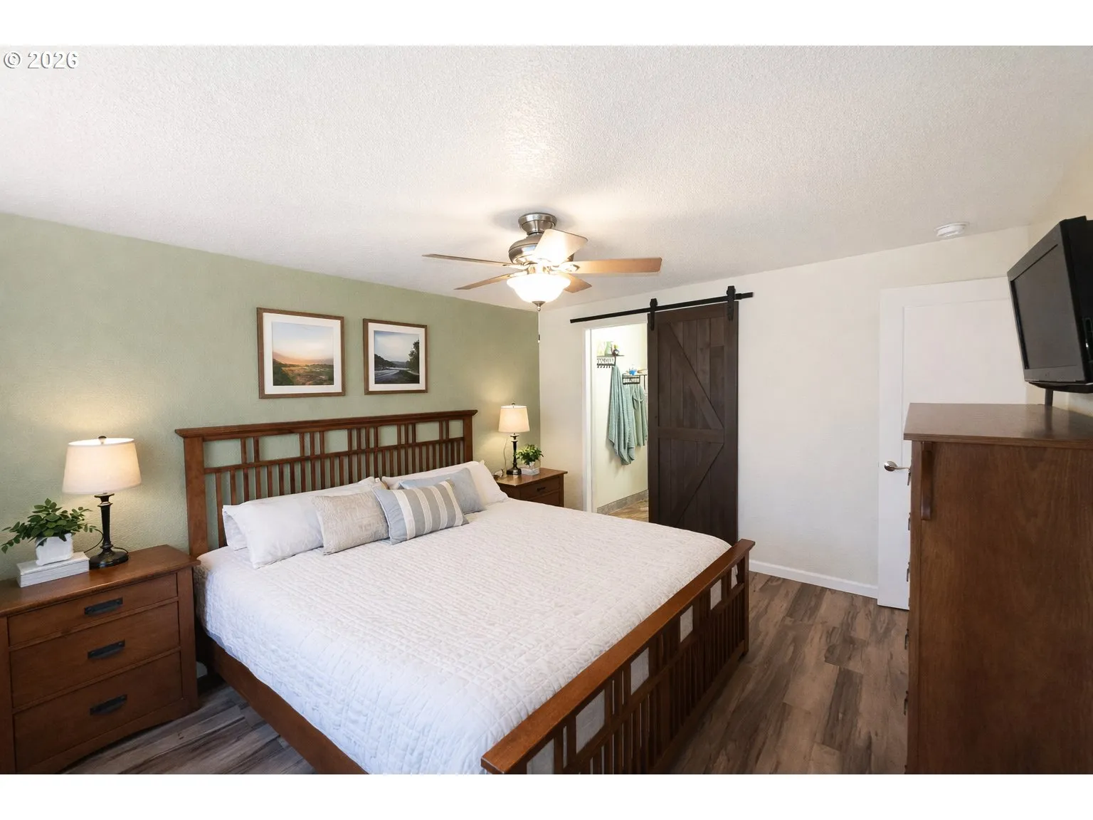 Bedroom, Owner's Suite-Main